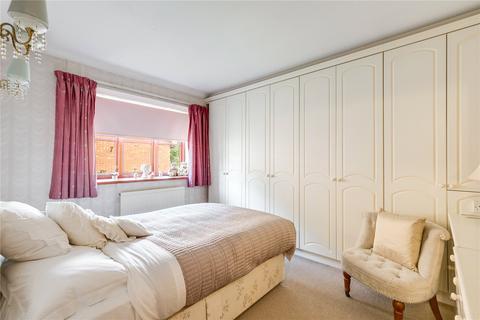 2 Garden Close, Woolmer Green, Knebworth, SG3 6JF