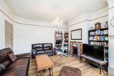 3 bedroom terraced house for sale, Belgrave Road, Wanstead