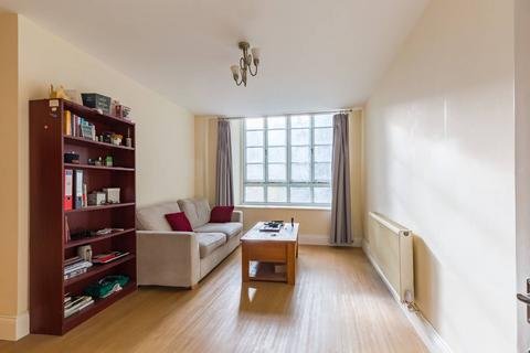 2 bedroom flat to rent, 195 Bow Road, London E3