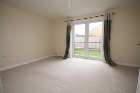 2 bedroom end of terrace house to rent, Church Square, Brandon, Durham