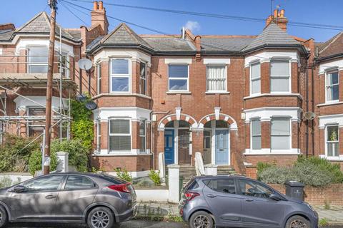 2 bedroom maisonette for sale, Casewick Road, West Norwood