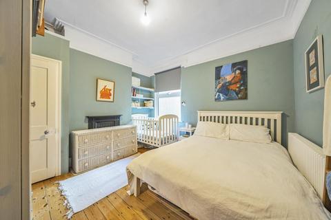 2 bedroom maisonette for sale, Casewick Road, West Norwood