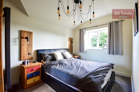 11 Ascot Close, Lichfield, WS14 9XX