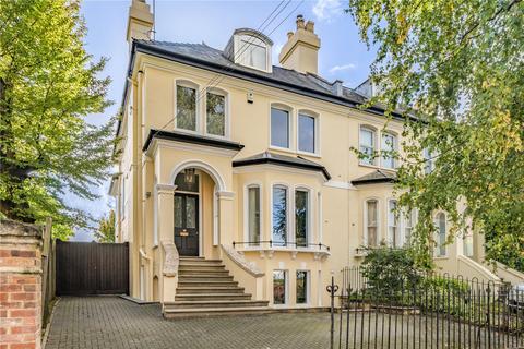 5 bedroom semi-detached house for sale, Hewlett Road, Cheltenham, GL52