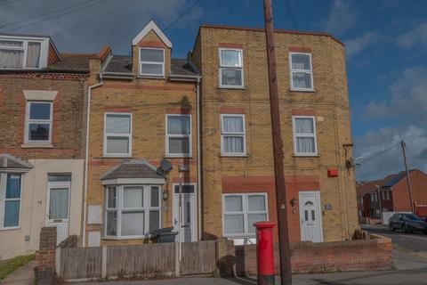 3 bedroom semi-detached house for sale, Boundary Road, Ramsgate, CT11