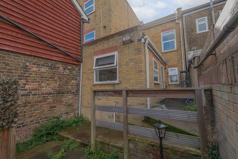 3 bedroom semi-detached house for sale, Boundary Road, Ramsgate, CT11