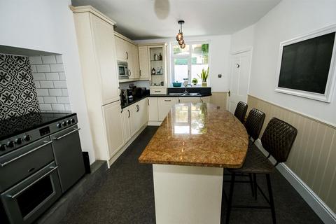 4 bedroom end of terrace house for sale, Lodge Mill Lane, Ramsbottom, Bury