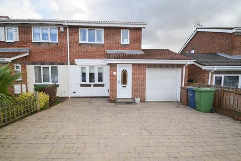 3 bedroom semi-detached house for sale, Hinkley Close, Broadway Grange