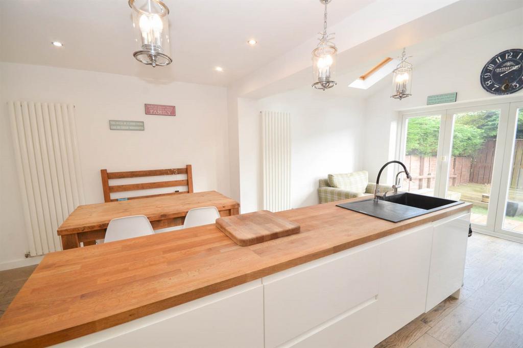 Kitchen / Diner