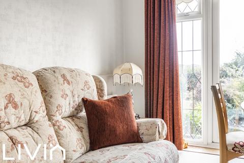 11 The Ruffetts, South Croydon, CR2 7LS