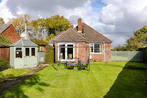 98 Brigg Road, Messingham, Scunthorpe, DN17 3RB