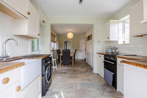 98 Brigg Road, Messingham, Scunthorpe, DN17 3RB
