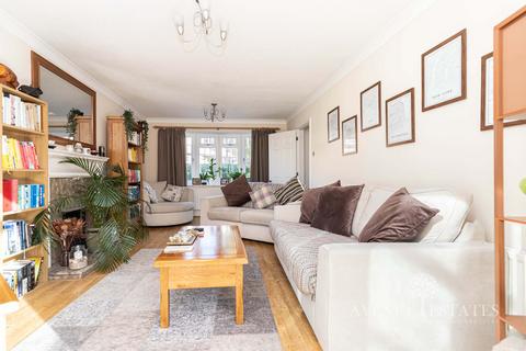 4 bedroom detached house for sale, Elmgate Drive, Bournemouth BH7