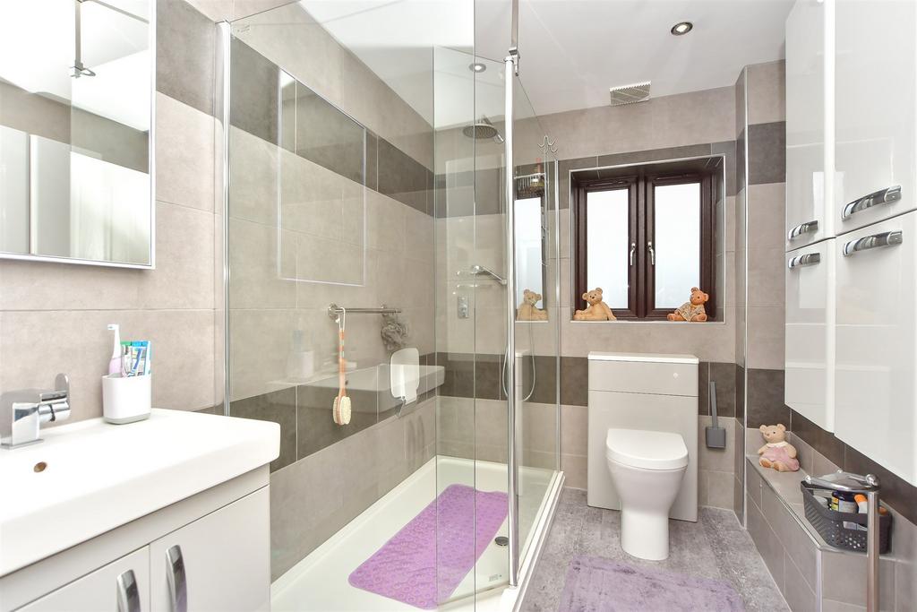 En Suite Shower Room