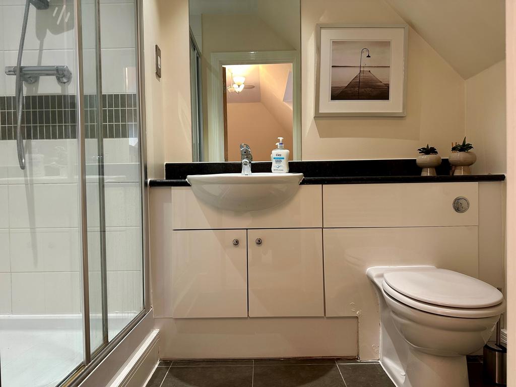 Ensuite