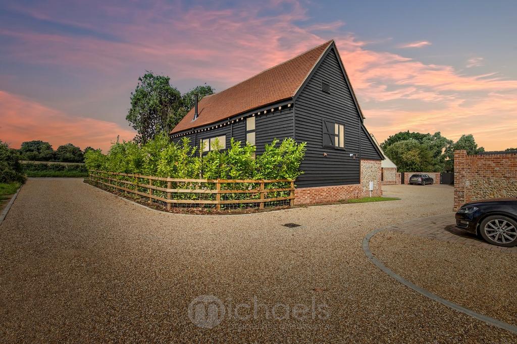 Valley Road, Newton, Sudbury, CO10 4 bed detached house for sale £750,000