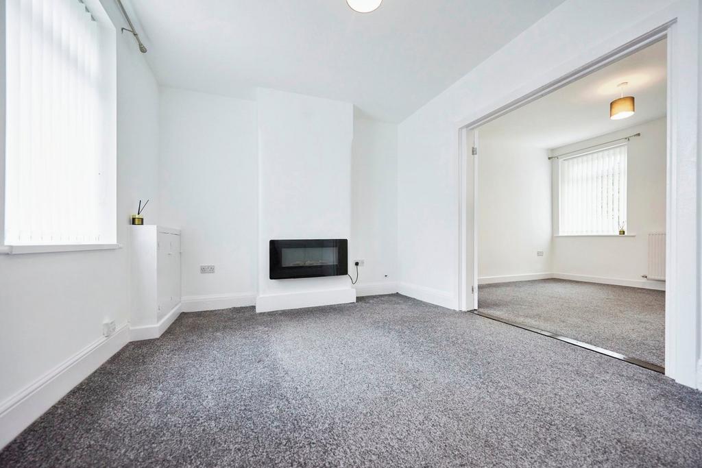 Whittle Street, St Helens WA10 2 bed end of terrace house for sale £