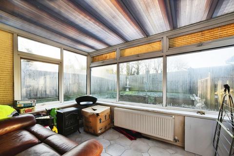 12 Kendal, Toothill, Swindon, SN5 8HW