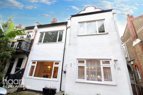 1 bedroom flat for sale, St Vincents Road, Westcliff-On-Sea