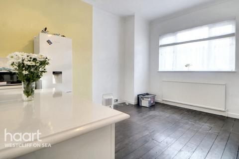 1 bedroom flat for sale, St Vincents Road, Westcliff-On-Sea