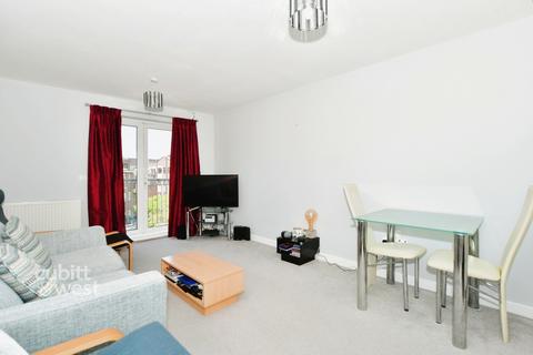 2 bedroom apartment to rent, Lion Terrace Portsmouth PO1