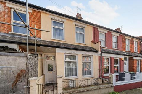 11 Cissbury Road, London, N15 5PU