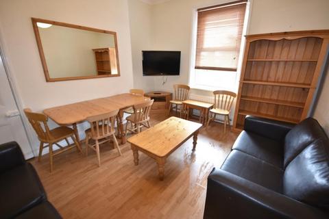 5 bedroom maisonette to rent, Brentwood Avenue, Jesmond