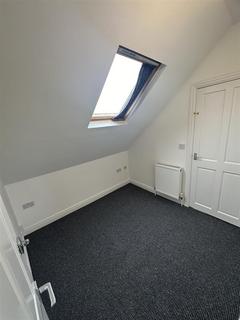 2 bedroom flat to rent, Newbegin, Hornsea