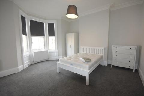 5 bedroom maisonette to rent, Bayswater Road, Jesmond