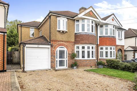 27 Burnham Drive, Worcester Park, KT4 8SE