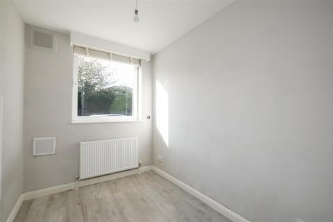 1 bedroom flat to rent, Putney Hill, London