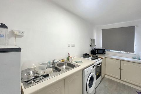 1 bedroom flat for sale, Bramley Parade, Stockton-on-Tees, Durham, TS18 3JG