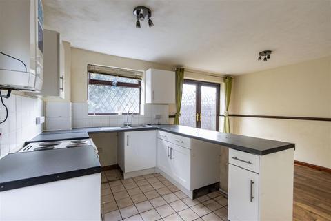 3 bedroom semi-detached house for sale, Deepdale Road, Bolsover, Chesterfield