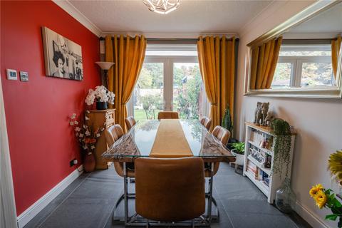 3 bedroom end of terrace house for sale, Lisburn Grove, Grimsby, Lincolnshire, DN33