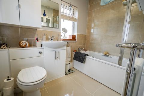 3 bedroom end of terrace house for sale, Lisburn Grove, Grimsby, Lincolnshire, DN33