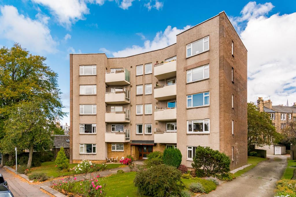 14/40 Ethel Terrace, Edinburgh, EH10 5NA 3 bed flat for sale £275,000
