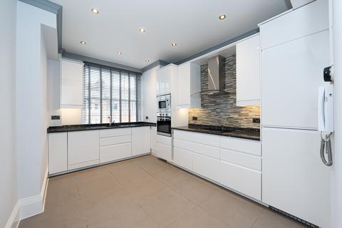 undefined, George Street, London W1H