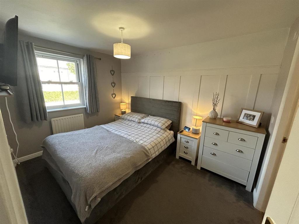 Bedroom One.jpeg