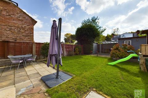 3 bedroom end of terrace house for sale, Closeworth Road, Farnborough, Hampshire, GU14