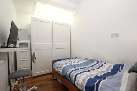 62 Blithdale Road, London, SE2 9HJ