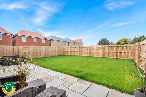 4 bedroom detached house for sale, Trent Drive, Harworth, Doncaster