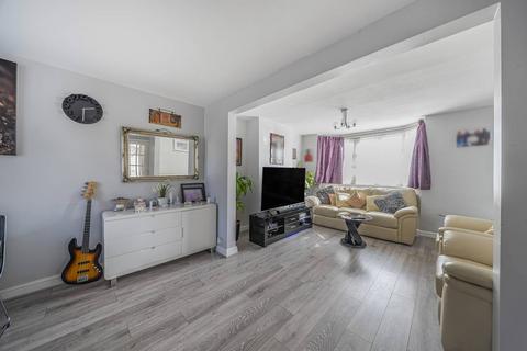 5 bedroom semi-detached house for sale, Newgale Gardens, Edgware, HA8