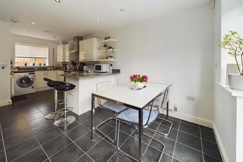 19 Clementine Drive, Mapperley, Nottingham, NG3 5UX