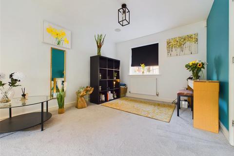 19 Clementine Drive, Mapperley, Nottingham, NG3 5UX