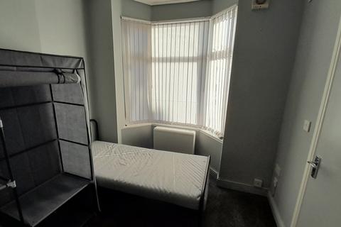 Studio to rent, Doncaster, DN2