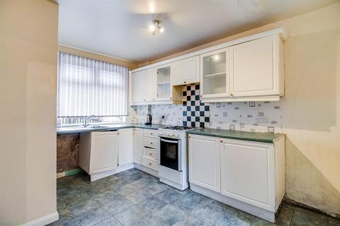 2 bedroom terraced house for sale, Warren Avenue, Wakefield WF2