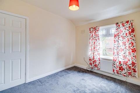 2 bedroom terraced house for sale, Warren Avenue, Wakefield WF2