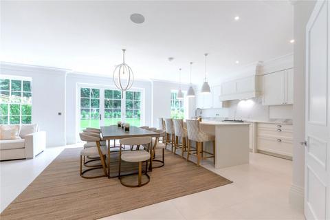 5 bedroom detached house to rent, The Fairway, Weybridge, Surrey, KT13