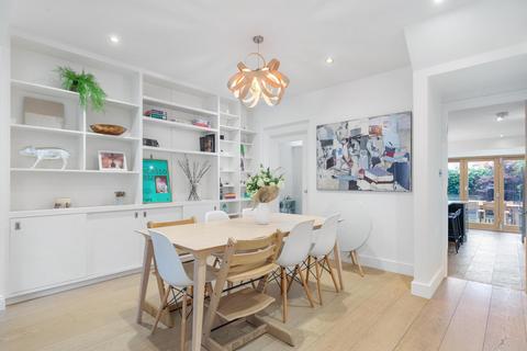 17 Pyrmont Road, London, W4 3NR