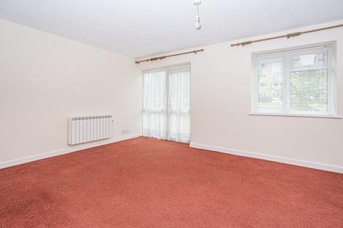 3 bedroom maisonette to rent, The Ridgeway, Herts AL4